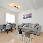 Apartment Jadera *