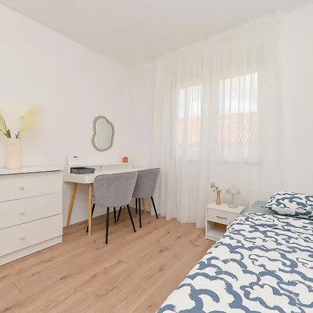 Jadera アパート ザダル