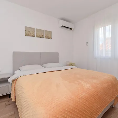 Jadera アパート ザダル